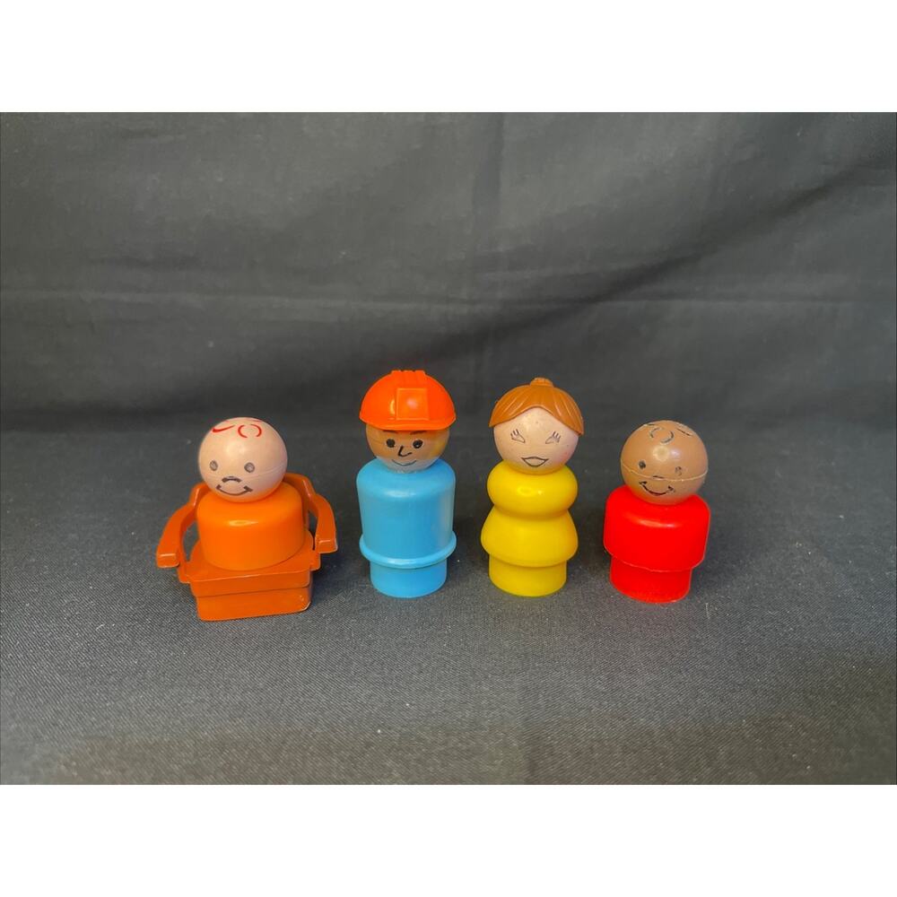 Vintage Fisher Price Little People Figurine Lot With Chair